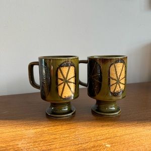 Vintage 1970’s coffee mugs. Set of 2.
